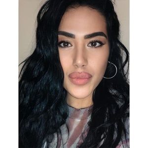 Meet your Posher, Venus